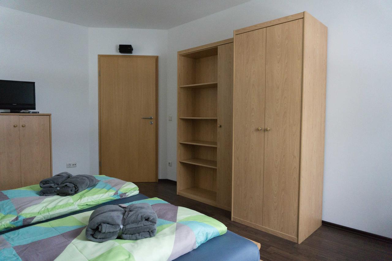 Ferienwohnung Weiher - Naehe Nuernberg / Messe Schwanstetten Экстерьер фото