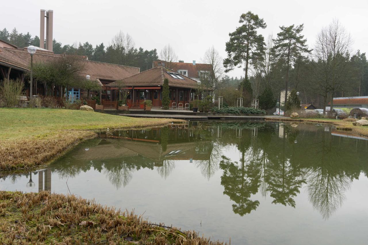 Ferienwohnung Weiher - Naehe Nuernberg / Messe Schwanstetten Экстерьер фото